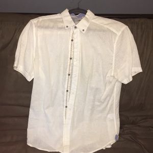 Men’s button down linen shirt